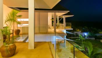 Gallery 8